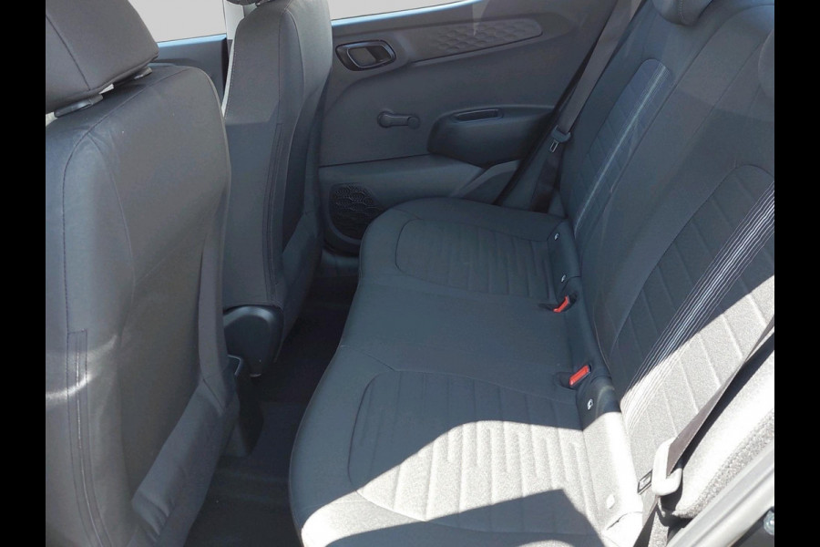 Hyundai i10 1.0 Comfort VAN: €21.690 VOOR: €19.190