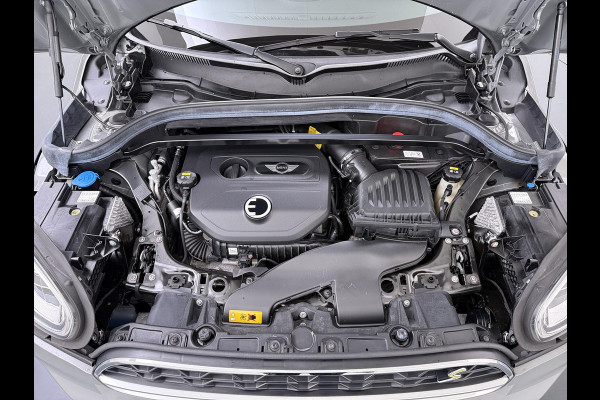 MINI Countryman 1.5 Cooper S E ALL4 VAN € 28.900,- VOOR € 24.877 ,- UW LENTEVOORDEEL € 4.023,-PHEV Plug-in Hybride | Direct Rijklaar & Leverbaar | Panorama Dak | Stoelverwarming | Adaptieve Cruise Control | CarPlay & Camera | 12 Mnd BOVAG Garantie