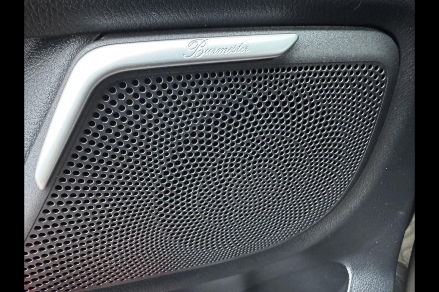 Mercedes-Benz Eqv 300 L2 Avantgarde Burmester 7 persoons Stoelkoeling Elektrische schuifdeuren Middenconsole