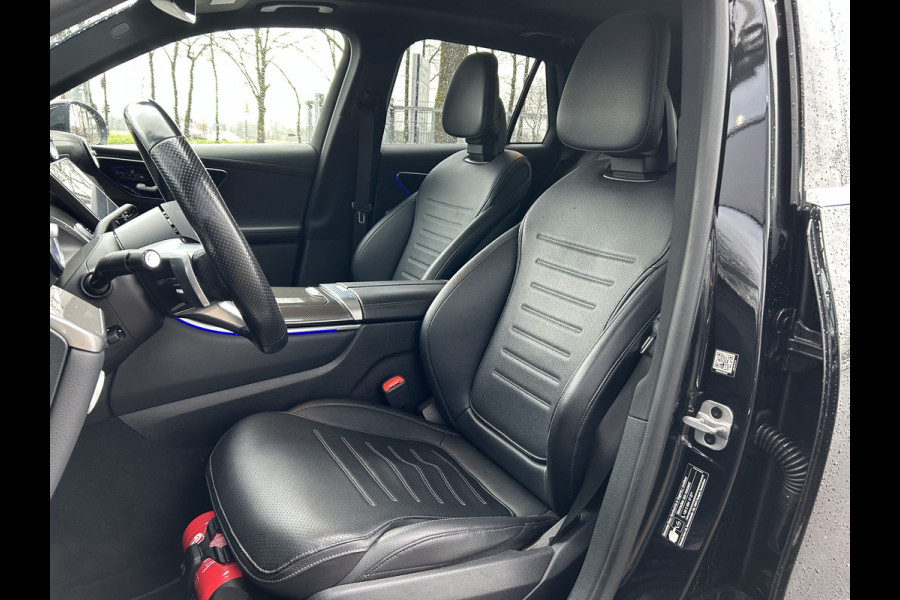 Mercedes-Benz GLC 300e AMG 4Matic // Panorama dak // Burmester // Memory // 360 Camera // 20 inch // Treeplanken // Sfeerverlichting // Keyless