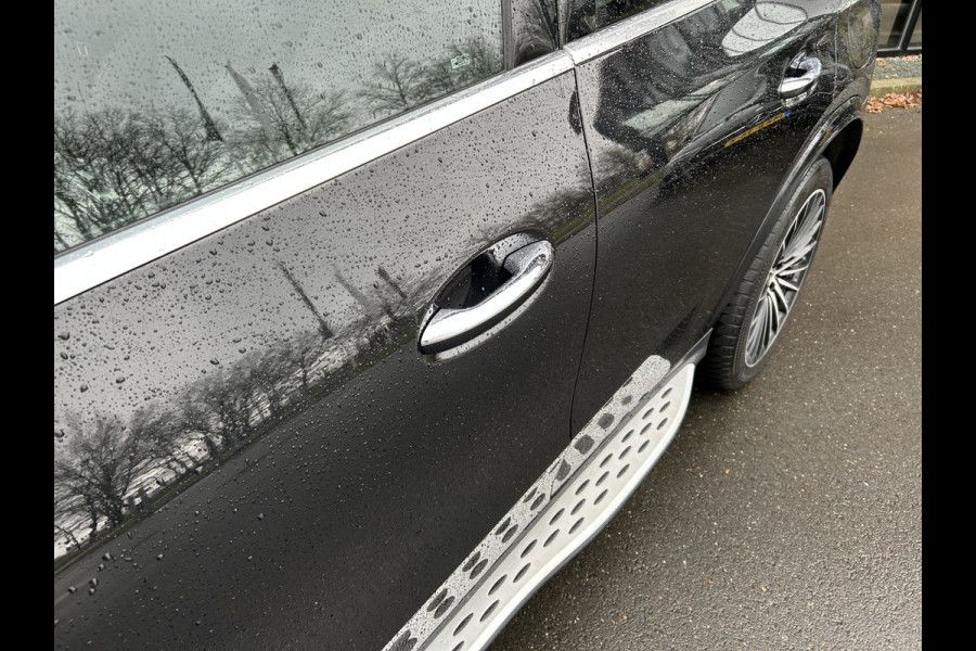 Mercedes-Benz GLC 300e AMG 4Matic // Panorama dak // Burmester // Memory // 360 Camera // 20 inch // Treeplanken // Sfeerverlichting // Keyless
