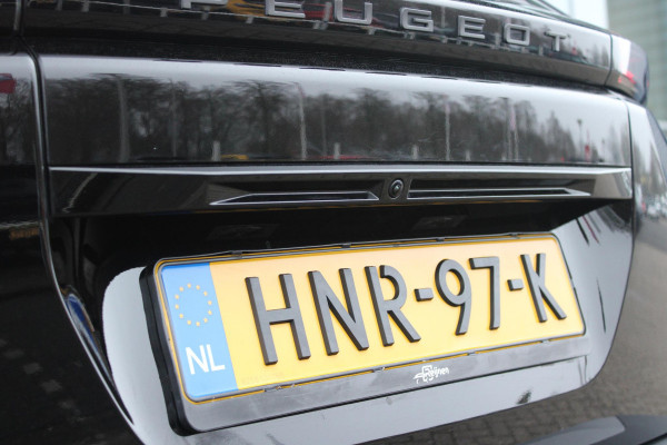 Peugeot 2008 1.2 100PK ALLURE PACK | CAMERA VOOR + ACHTER | NAVIGATIE | TREKHAAK | DRAADLOZE APPLE CARPLAY/ANDROID AUTO | DRAADLOZE TELEFOONLADER | CLIMATE CONTROL | LICHTMETALEN VELGEN 17" | ADAPTIVE CRUISE CONTROL | DAB+ RADIO | KEYLESS ENTRY/START | DODEHOEK DETECTIE |