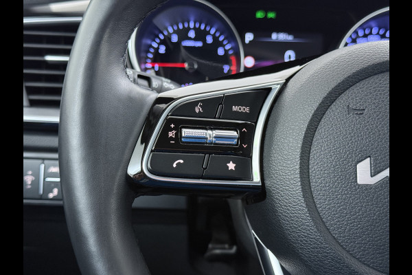 Kia Ceed Sportswagon 1.0T-GDi MHEV Automaat Facelift Navi Ecc Camera Apple Carplay Android Auto Pdc Stoel+Stuurverwarming DynamicPlusLine Elek.Achterklep Lane Assist Dodehoek Assist Regen-Lichtsensor Privacy Glas Isofix 1e Eigenaar Origineel Nederlandse Auto Dealeronderhouden