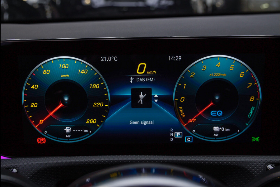 Mercedes-Benz A-Klasse 250e AMG Line Navi Leder Wide screen PTS Stoelverwarming Ambient LM velgen EQ BTW auto!