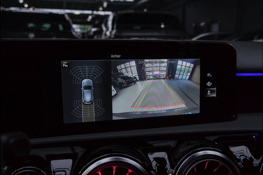 Mercedes-Benz A-Klasse 250e AMG Line Navi Leder Wide screen PTS Stoelverwarming Ambient LM velgen EQ BTW auto!