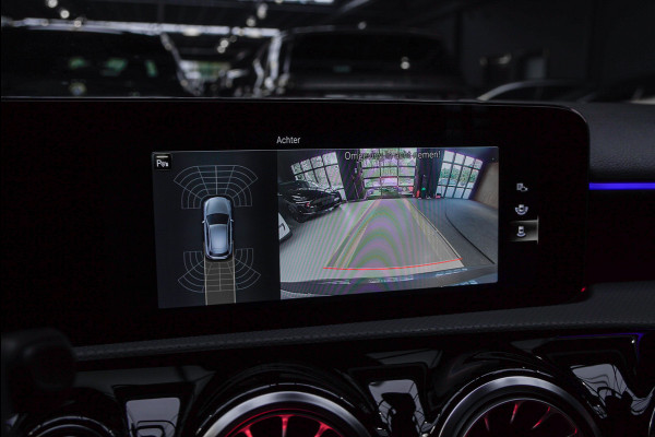 Mercedes-Benz A-Klasse 250e AMG Line Navi Leder Wide screen PTS Stoelverwarming Ambient LM velgen EQ BTW auto!
