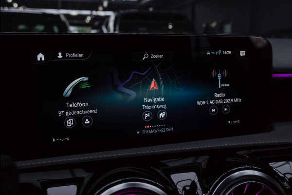 Mercedes-Benz A-Klasse 250e AMG Line Navi Leder Wide screen PTS Stoelverwarming Ambient LM velgen EQ BTW auto!