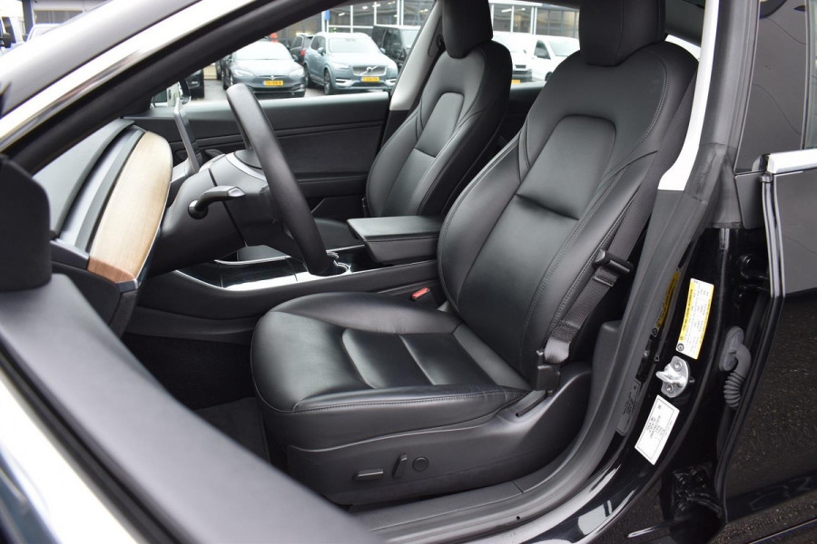 Tesla Model 3 Standard RWD Autopilot 3 Soh 93% Leder 1 ste Eigenaar