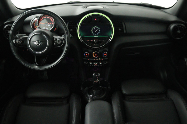 MINI Mini 1.5 One Pepper (PANORAMADAK, SFEERVERLICHTING, AUTOMAAT, NAVIGATIE, CRUISE CONTROL, LEER)