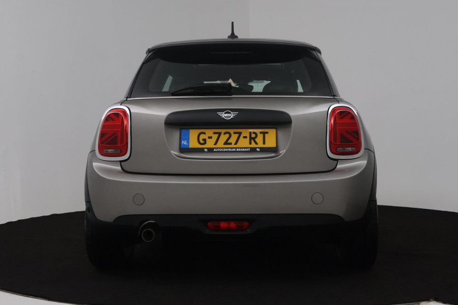 MINI Mini 1.5 One Pepper (PANORAMADAK, SFEERVERLICHTING, AUTOMAAT, NAVIGATIE, CRUISE CONTROL, LEER)