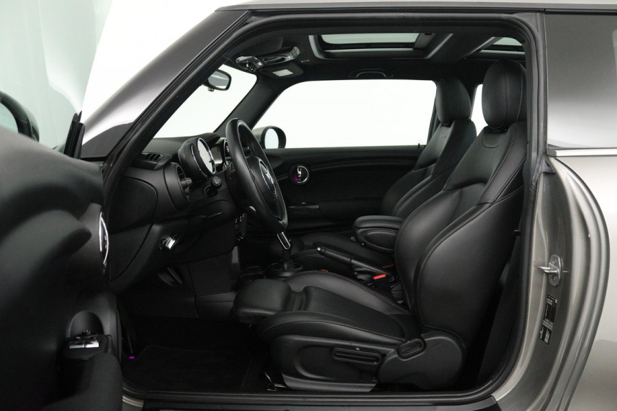 MINI Mini 1.5 One Pepper (PANORAMADAK, SFEERVERLICHTING, AUTOMAAT, NAVIGATIE, CRUISE CONTROL, LEER)