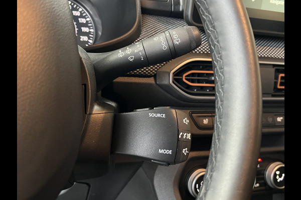 Dacia SANDERO Stepway 1.0 TCe 90 Automaat | Navi | Dode hoek | Stoelverwarming | Camera | PDC V+A | 100% Dacia dealer onderhouden!