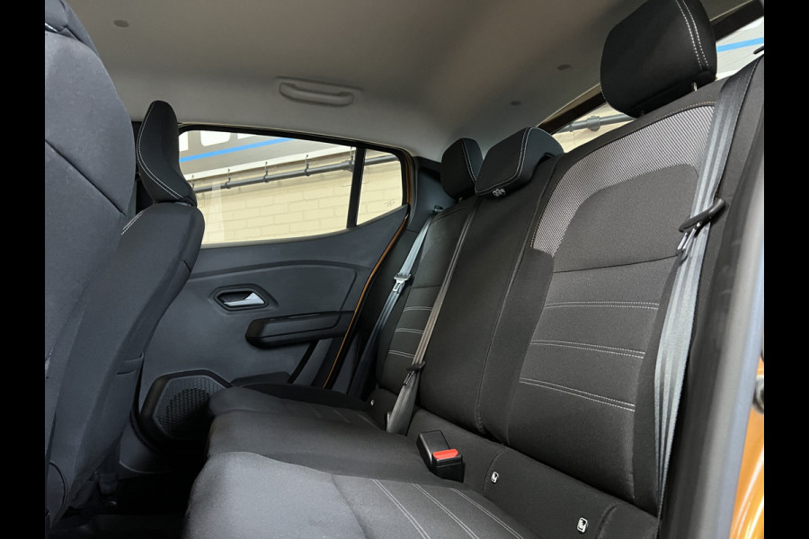 Dacia SANDERO Stepway 1.0 TCe 90 Automaat | Navi | Dode hoek | Stoelverwarming | Camera | PDC V+A | 100% Dacia dealer onderhouden!
