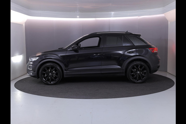 Volkswagen T-Roc 1.5 TSI Sport 150 PK DSG | Navigatie | Black Style pakket | Parkeercamera |