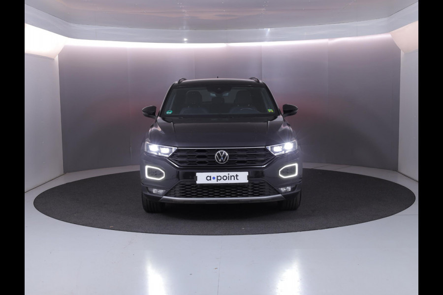 Volkswagen T-Roc 1.5 TSI Sport 150 PK DSG | Navigatie | Black Style pakket | Parkeercamera |
