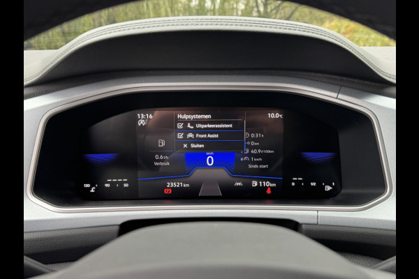 Volkswagen T-Roc TSI 115PK LIFE GOAL EDITION NAVI/CARPLAY/STOELVERWARMING/ FABRIEKSGARANTIE