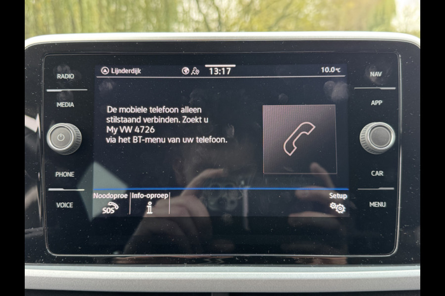 Volkswagen T-Roc TSI 115PK LIFE GOAL EDITION NAVI/CARPLAY/STOELVERWARMING/ FABRIEKSGARANTIE