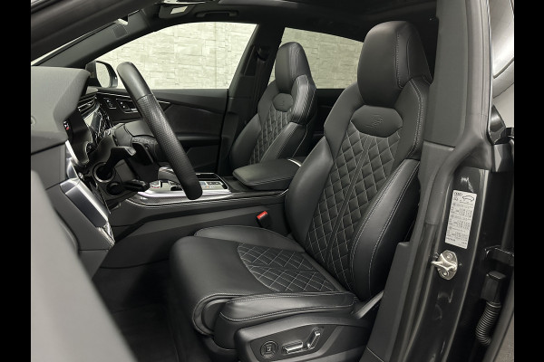 Audi SQ8 Q8 RSQ8 4.0 V8 | RS-Stoelen | Panorama | Massage | Ventilatie | 23'' | B&O Sound | Trekhaak | Bovag Garantie | Carbon | Luchtvering | Black-Optic | Nw.Pr, 220733,=  | Memory | Leder | Matrix-LED | Carplay | 57800,= ex bpm en btw export | BTW Auto 81300,= ex btw.