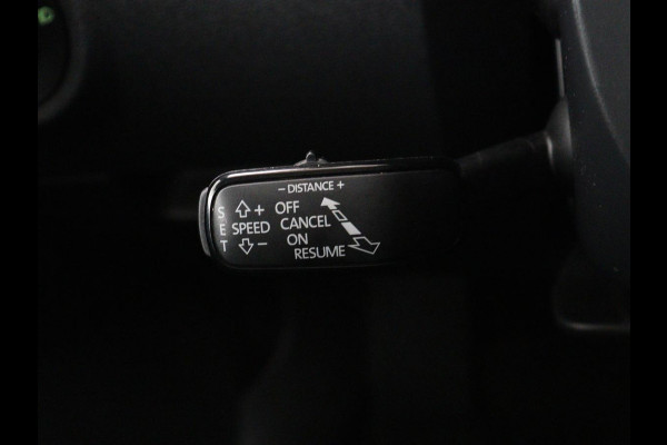 Škoda Octavia 1.5 TSI Style | Sportstoelen | Trekhaak | Stoelverwarming | Adaptive cruise | Carplay | Navigatie | Sfeerverlichting | Full LED | Canton Sound | Climate control