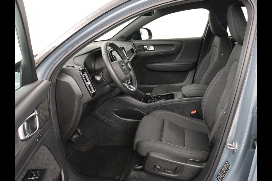 Volvo C40 Recharge Twin Intro Edition 78 kWh | Panoramadak | 360 Camera | Stoelverwarming | Harman/Kardon | Warmtepomp | Adaptive cruise | Matrix LED | Carplay | Memory | Stuurverwarming