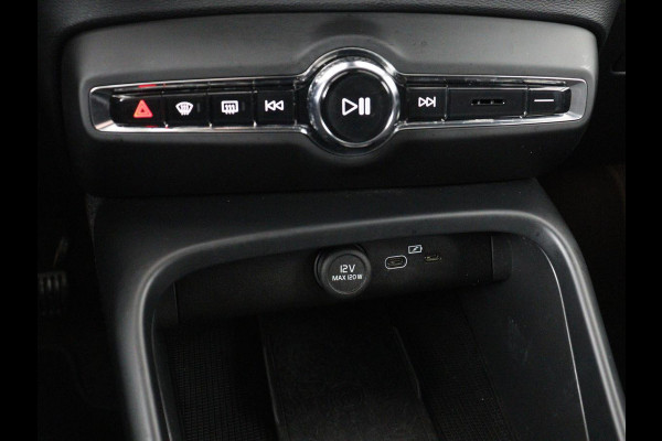 Volvo C40 Recharge Twin Intro Edition 78 kWh | Panoramadak | 360 Camera | Stoelverwarming | Harman/Kardon | Warmtepomp | Adaptive cruise | Matrix LED | Carplay | Memory | Stuurverwarming