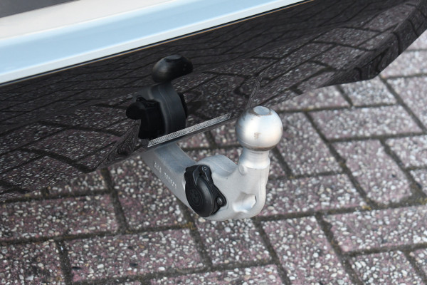 BMW X3 30e xDrive M-Sport Pro Pano Trekh DA-Prof H/K 360 El-zetel 21inch