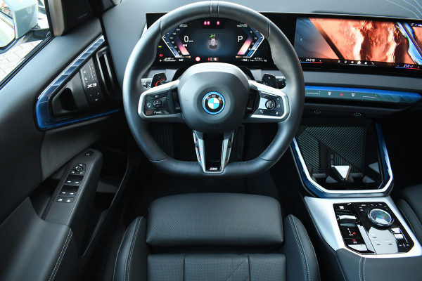 BMW X3 30e xDrive M-Sport Pro Pano Trekh DA-Prof H/K 360 El-zetel 21inch