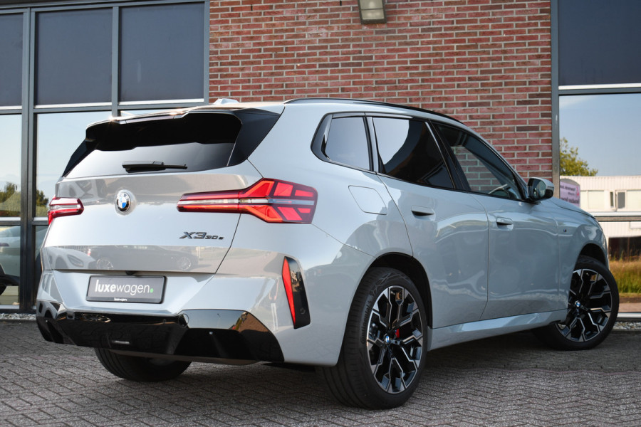 BMW X3 30e xDrive M-Sport Pro Pano Trekh DA-Prof H/K 360 El-zetel 21inch