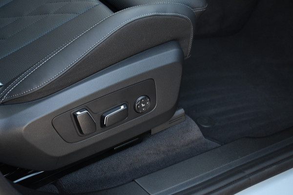 BMW X3 30e xDrive M-Sport Pro Pano Trekh DA-Prof H/K 360 El-zetel 21inch