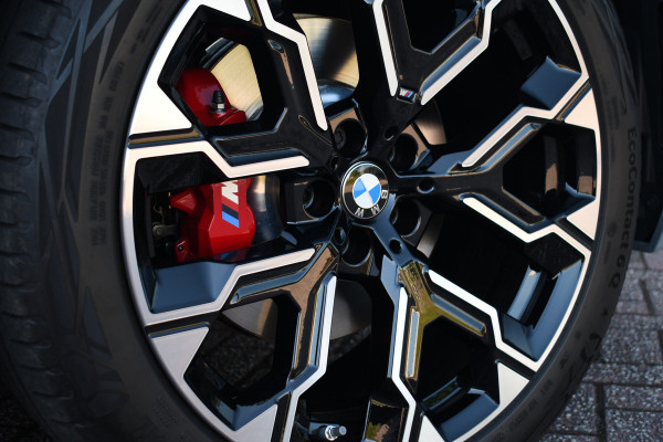 BMW X3 30e xDrive M-Sport Pro Pano Trekh DA-Prof H/K 360 El-zetel 21inch