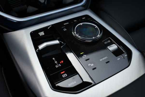 BMW X3 30e xDrive M-Sport Pro Pano Trekh DA-Prof H/K 360 El-zetel 21inch