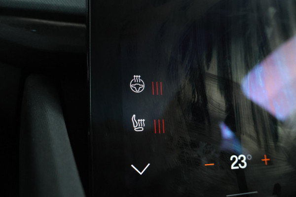 Polestar 2 Long Range Dual Motor 78 kWh SOH 95% Panorama, Climate,