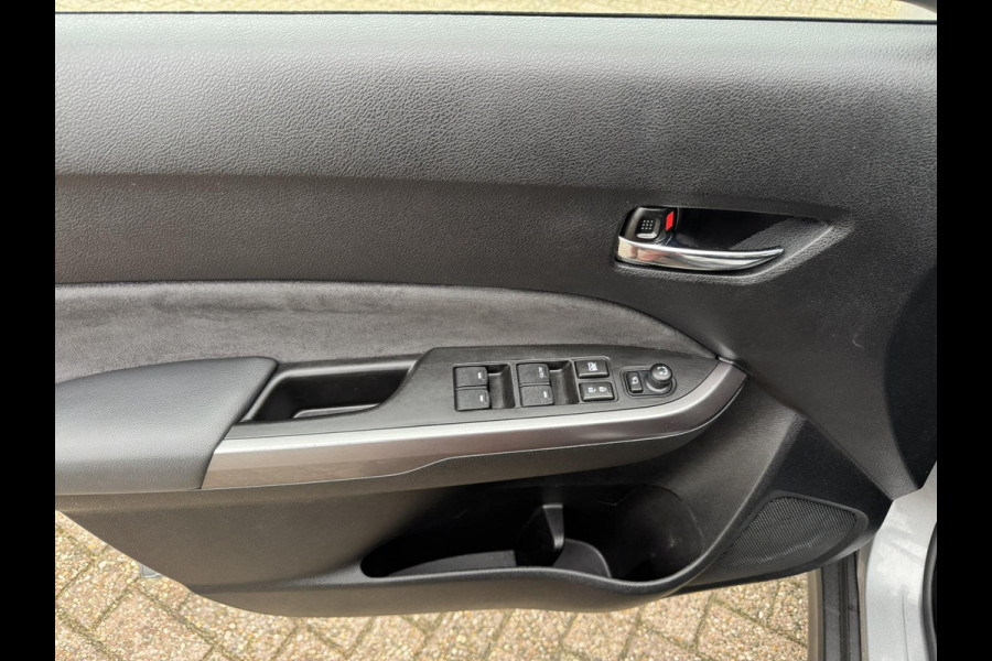 Suzuki Vitara 1.4 Boosterjet Stijl Adaptive Cruise Climate control Panoramadak LED Navigatie Apple Carplay Android Auto