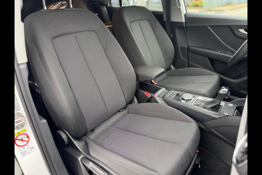 Audi Q2 35 TFSI S Edition Automaat 150PK Camera Keyless Led S Line