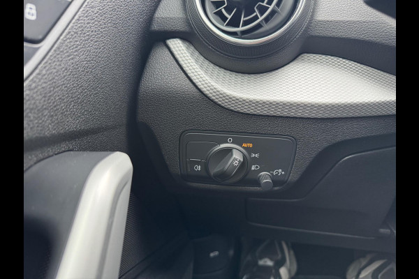 Audi Q2 35 TFSI S Edition Automaat 150PK Camera Keyless Led S Line