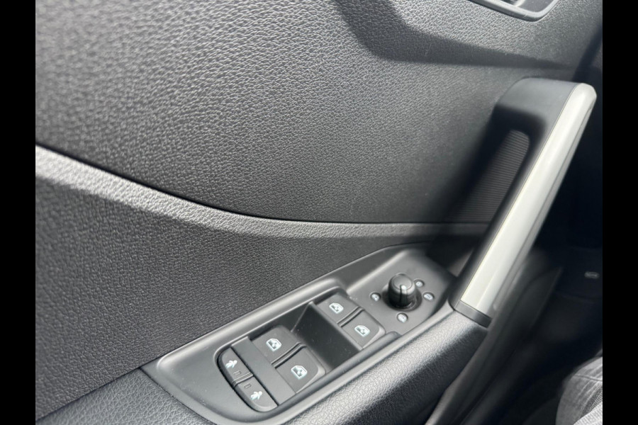 Audi Q2 35 TFSI S Edition Automaat 150PK Camera Keyless Led S Line
