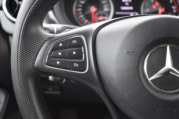 Mercedes-Benz B-Klasse 220 d Ambition Automaat 1 Ste EIg Dealer Onderhouden