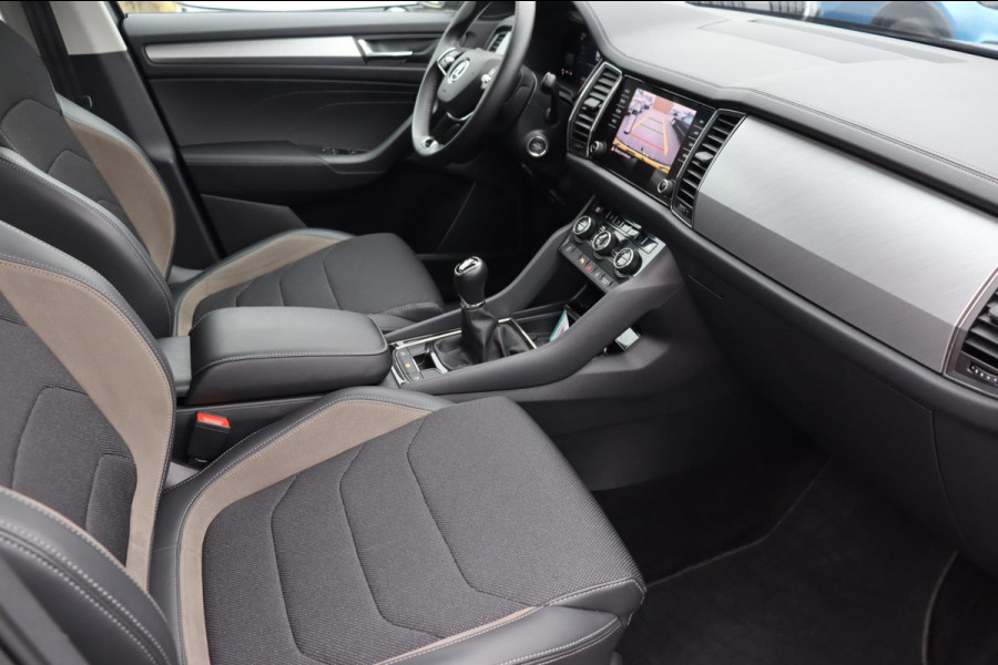 Škoda Kodiaq 1.5 TSI Business Edition 7persoons org.NL el.trekhaak camera digi-dashboard