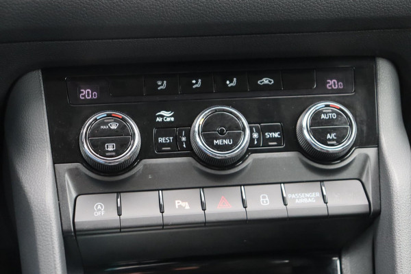 Škoda Kodiaq 1.5 TSI Business Edition 7persoons org.NL el.trekhaak camera digi-dashboard