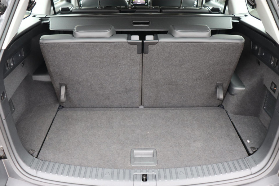 Škoda Kodiaq 1.5 TSI Business Edition 7persoons org.NL el.trekhaak camera digi-dashboard