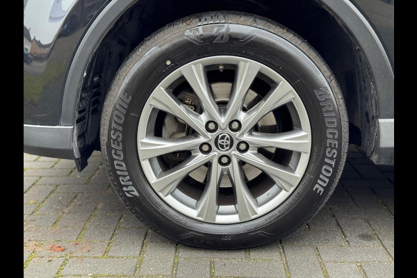 Toyota RAV4 2.5 Hybrid Style | Trekhaak, 18 inch, Stoel + Stuurverwarming, Keyless, Navigatie, Elektrische achterklep