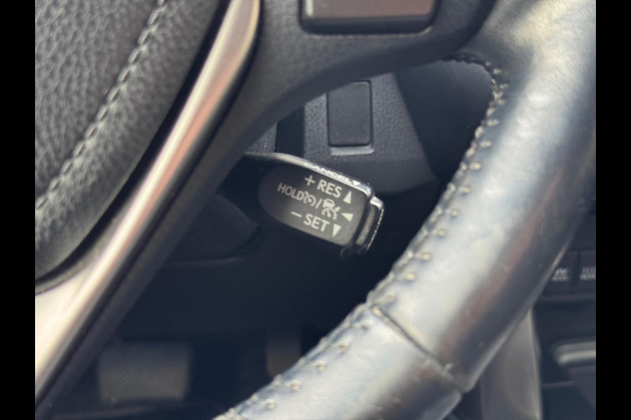 Toyota RAV4 2.5 Hybrid Style | Trekhaak, 18 inch, Stoel + Stuurverwarming, Keyless, Navigatie, Elektrische achterklep