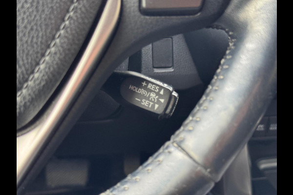 Toyota RAV4 2.5 Hybrid Style | Trekhaak, 18 inch, Stoel + Stuurverwarming, Keyless, Navigatie, Elektrische achterklep