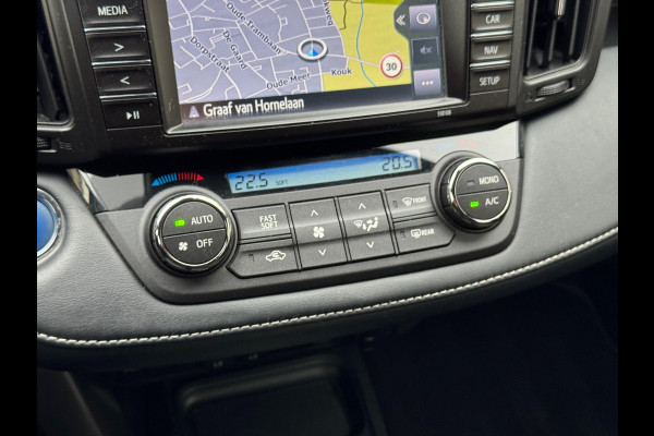 Toyota RAV4 2.5 Hybrid Style | Trekhaak, 18 inch, Stoel + Stuurverwarming, Keyless, Navigatie, Elektrische achterklep