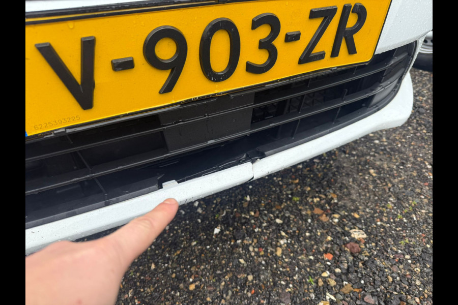 Ford Transit Connect 1.5 L2 Trend Navi Camera Trekhaak Pdc Airco