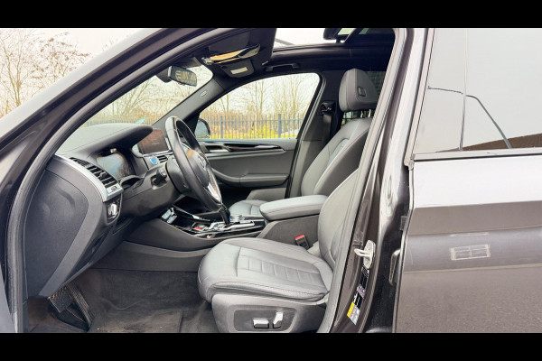 BMW iX3 Executive 80 kWh SOH 94% PANORAMADAK LEER APPLE-CARPLAY LED-XENON