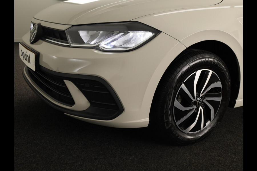 Volkswagen Polo 1.0 TSI Life 95 PK | Navigatie via app | LM velgen | Airco |