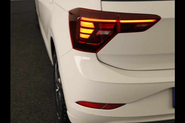 Volkswagen Polo 1.0 TSI Life 95 PK | Navigatie via app | LM velgen | Airco |