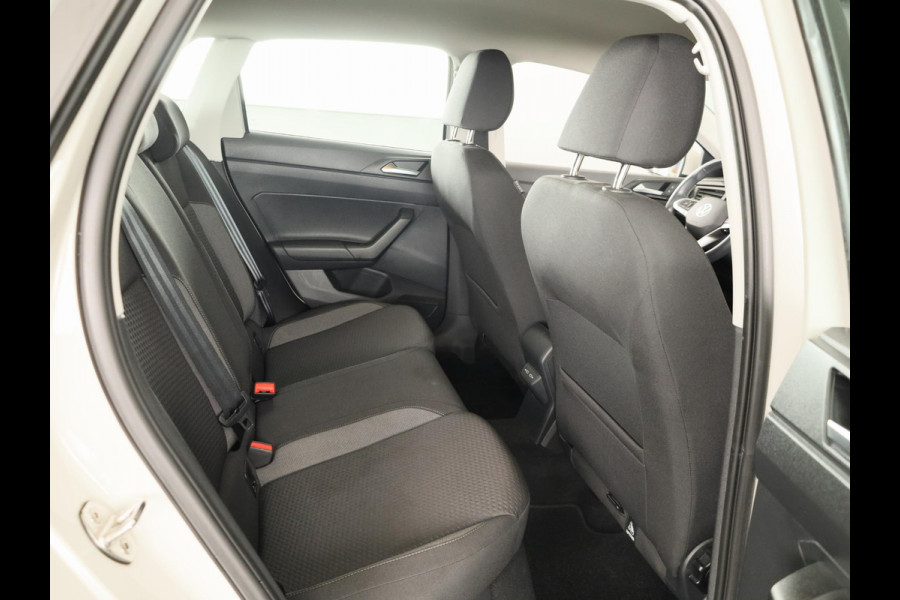 Volkswagen Polo 1.0 TSI Life 95 PK | Navigatie via app | LM velgen | Airco |