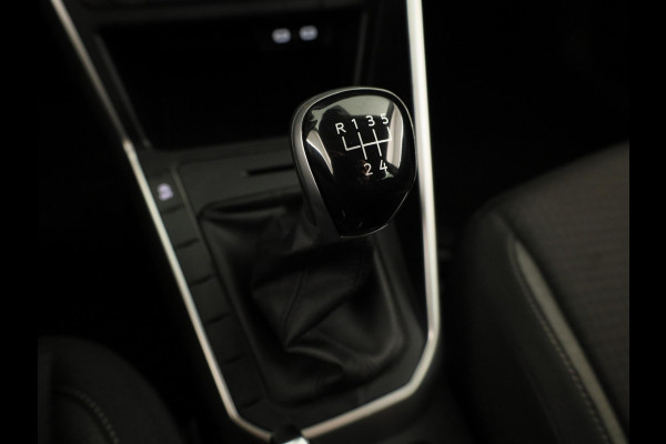 Volkswagen Polo 1.0 TSI Life 95 PK | Navigatie via app | LM velgen | Airco |